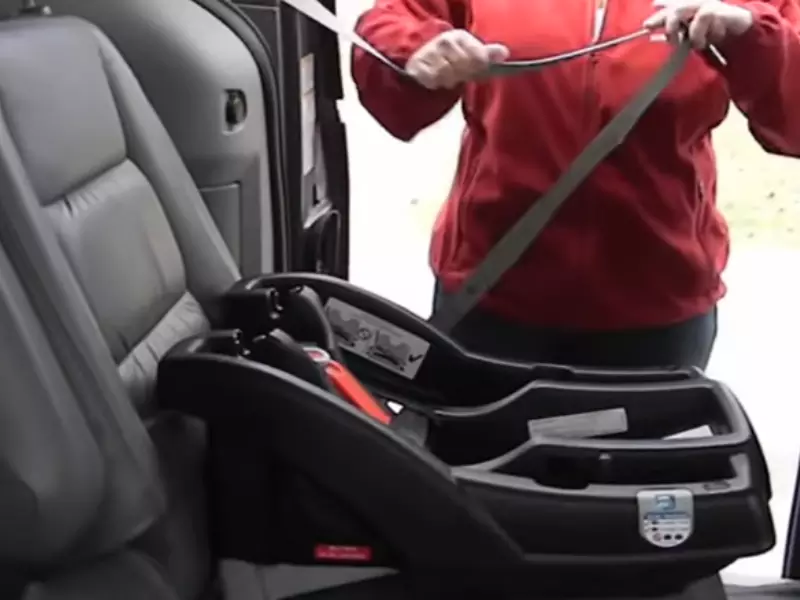 How to Easily Install Graco Car Seat Base Click Connect 35: Quick & Simple Guide