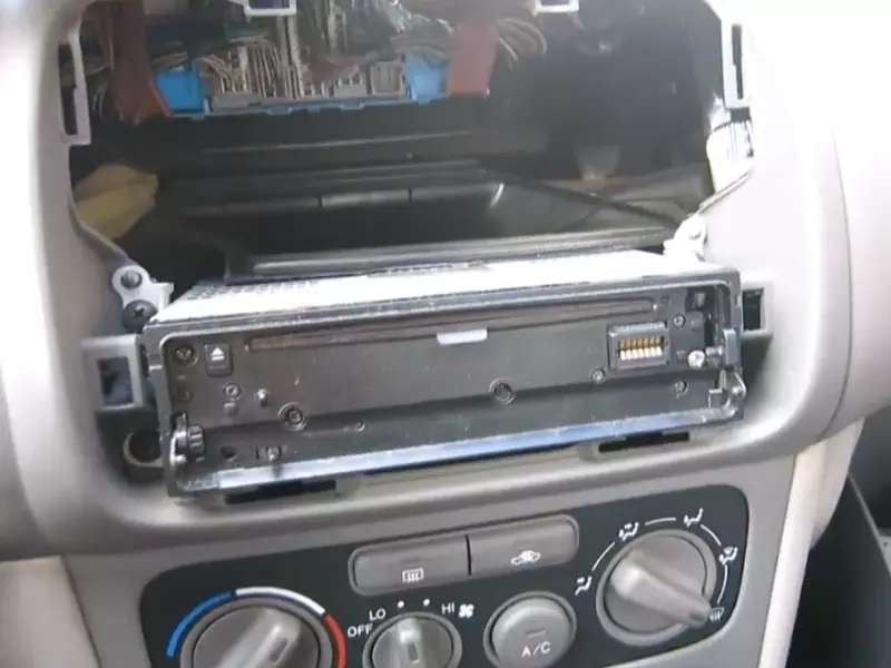 How to Easily Install a Car Radio: Expert Tips