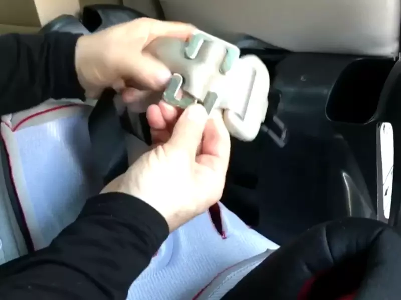 How to Effortlessly Install Car Seat Without Locking Seat Belt?