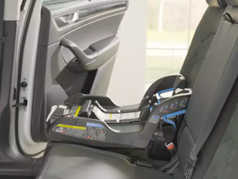 How to Effortlessly Install Car Seat Without Locking Seat Belt?