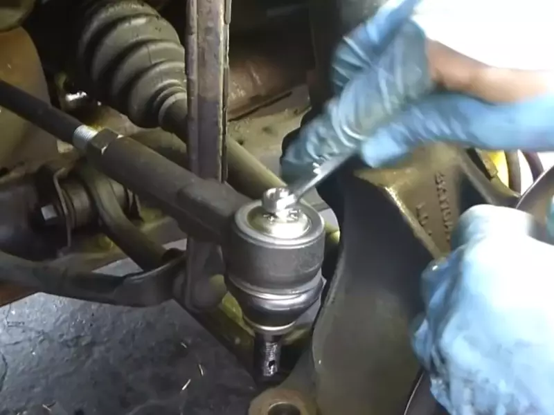 How to Install Tie Rod Ends? Car Triton