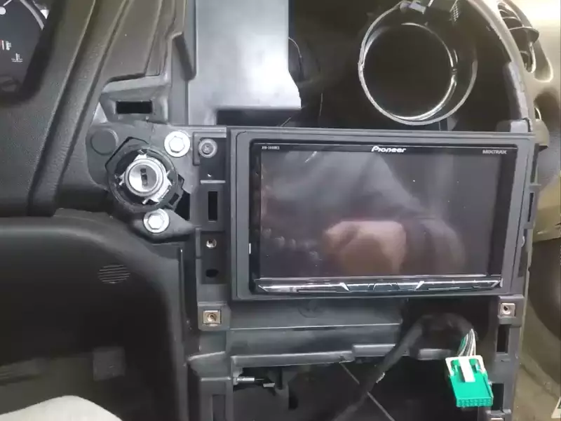 How to Install a New Car Stereo