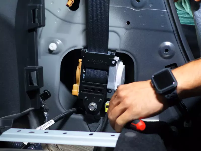 How to Install a Seat Belt Quickly and Safely?