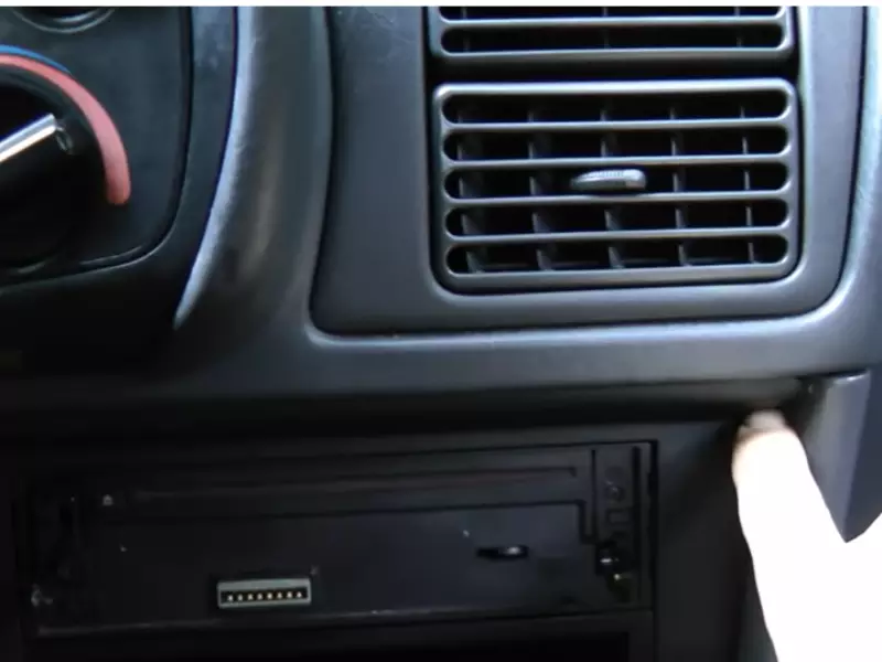 How to Install a Stereo in a Car?